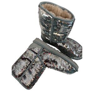 UGG 7 Womens Sequin Silver Bling Classic Boots Size 7  Shearling Winter 8307
